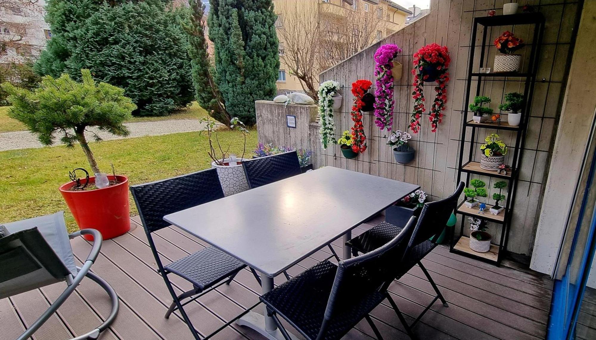 Appartement Avec Terrasse Sion Eksteriør billede